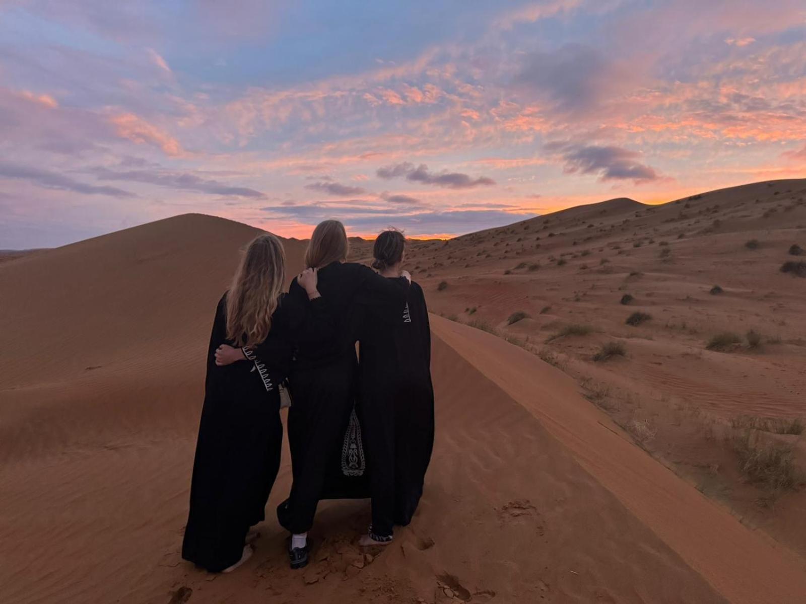 R61 Sunrise Homestay Al Raka